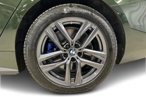 BMW i4 esikatselu 12