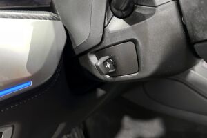 BMW XM esikatselu 14