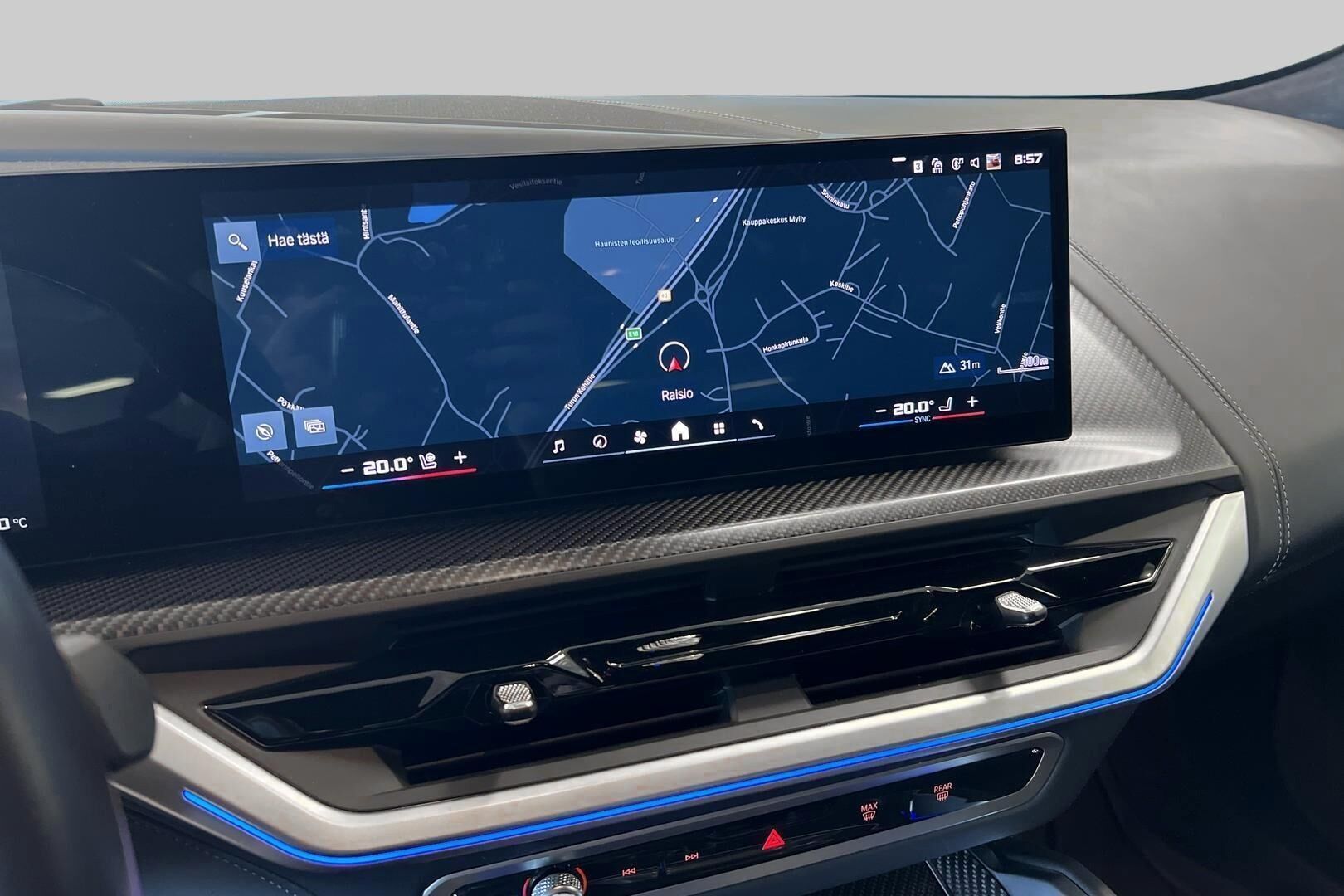 BMW XM iso kuva 25