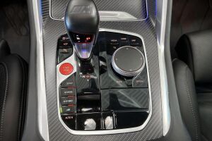 BMW XM esikatselu 26