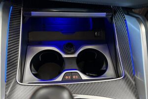 BMW XM esikatselu 27
