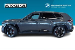 BMW XM esikatselu 7