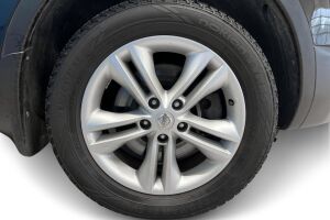 Nissan Qashqai+2 esikatselu 12