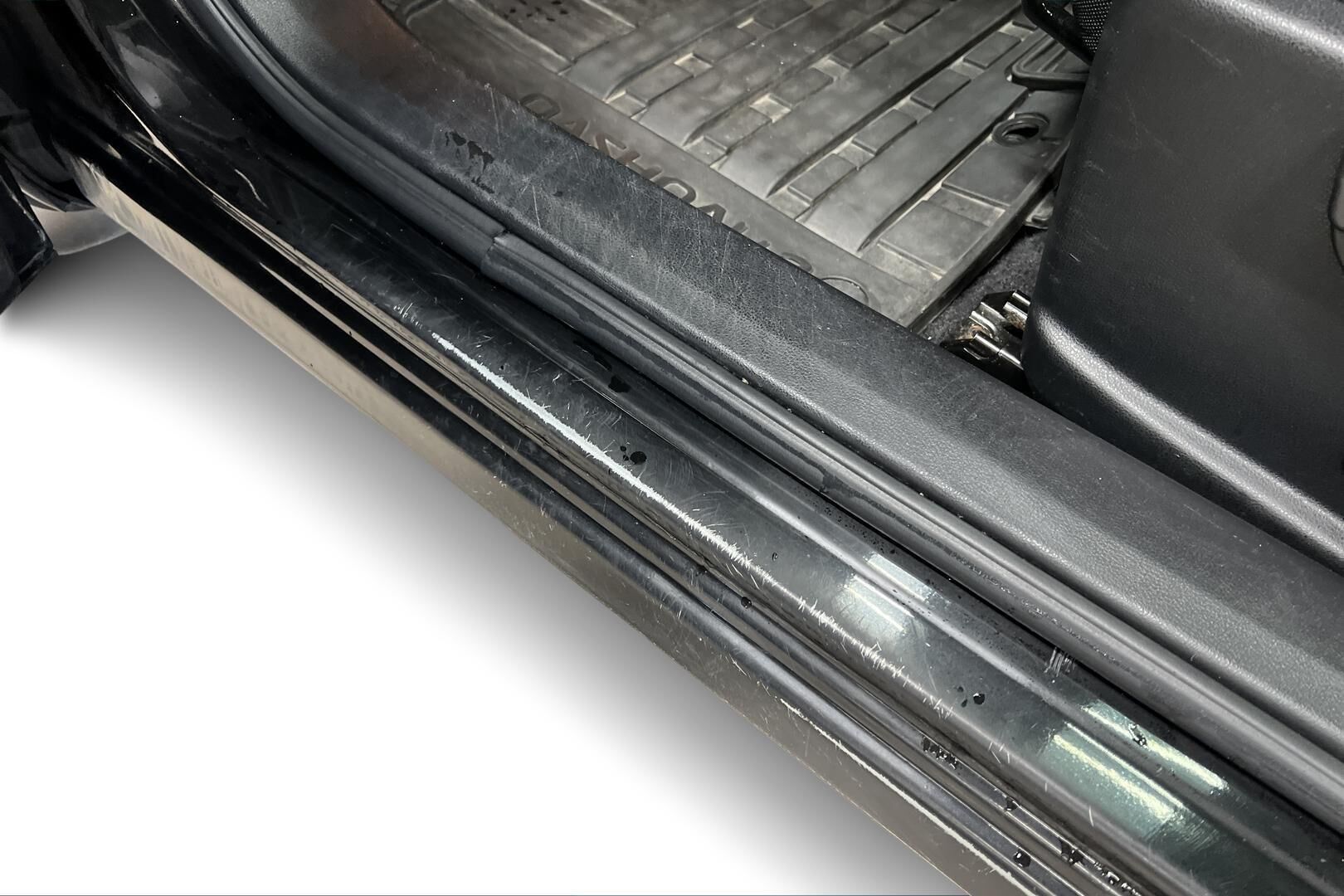 Nissan Qashqai+2 iso kuva 21