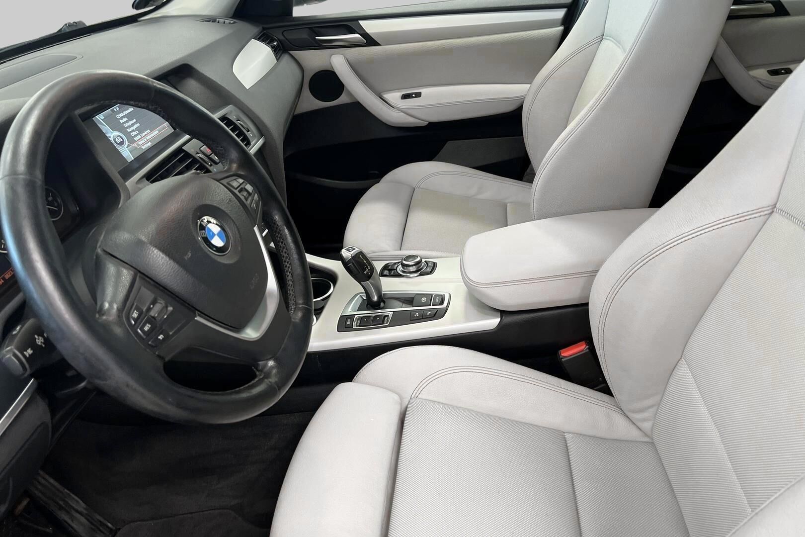 BMW X3 iso kuva 9
