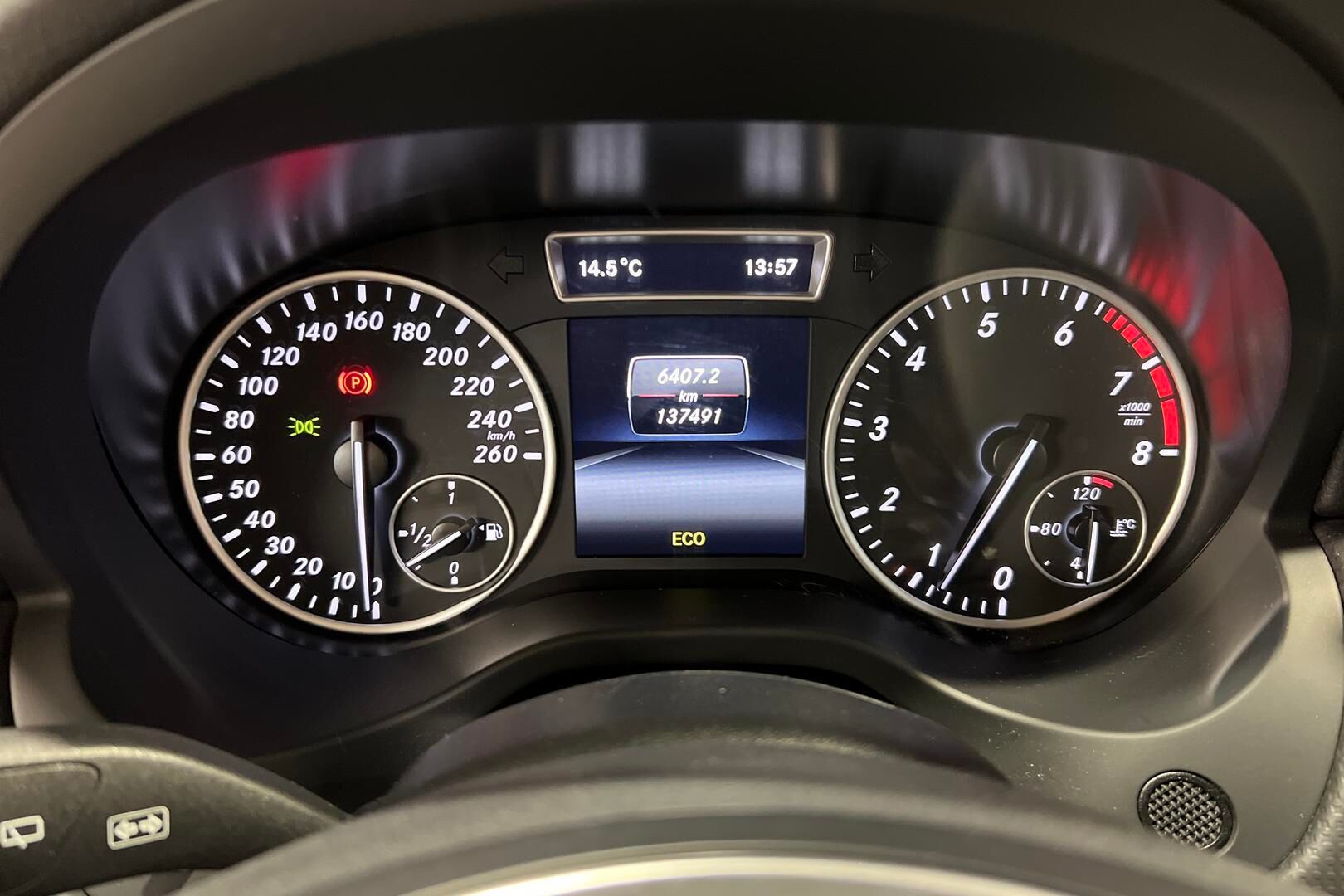 Mercedes-Benz A iso kuva 16