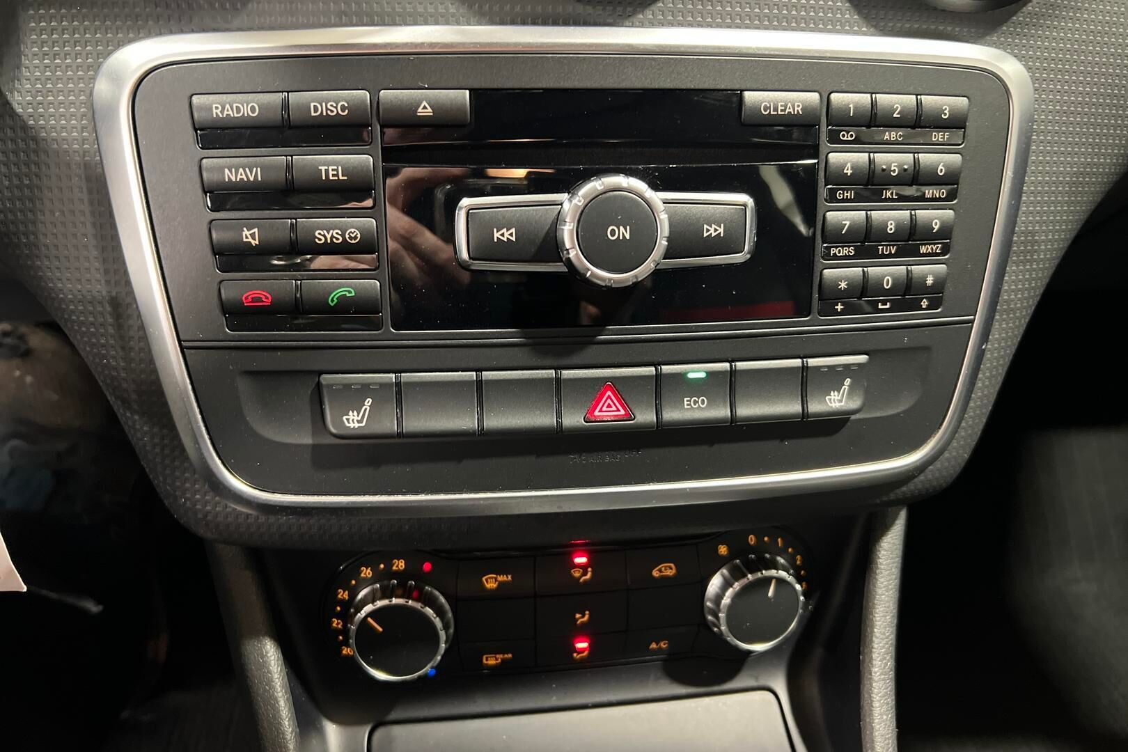 Mercedes-Benz A iso kuva 17