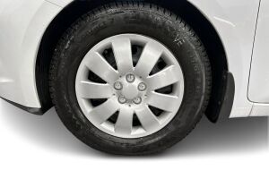 Kia cee'd esikatselu 13