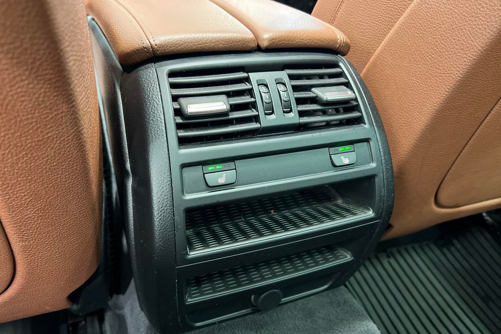 BMW 5-SARJA iso kuva 30