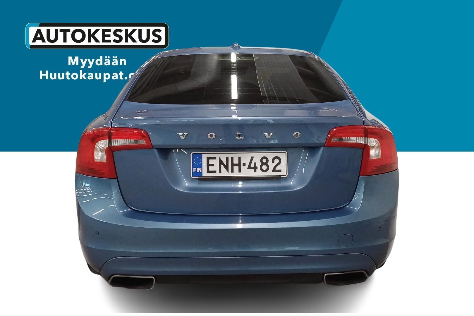 Volvo S60 iso kuva 5