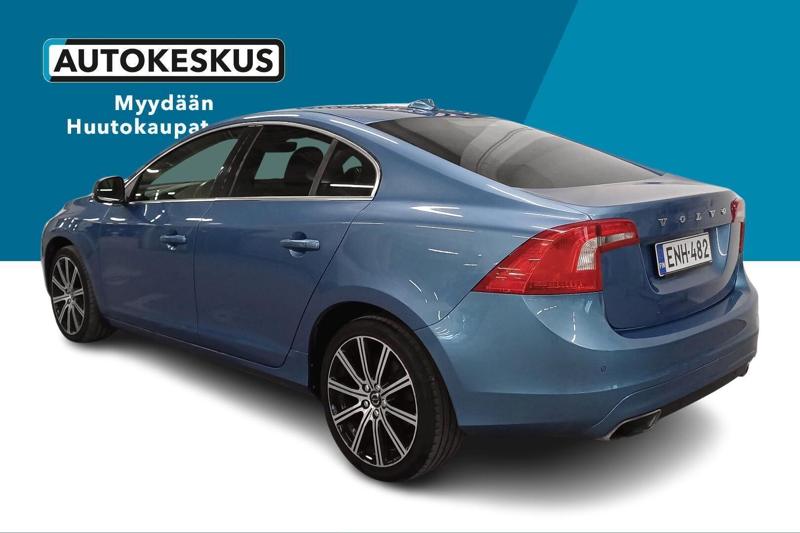 Volvo S60 iso kuva 6