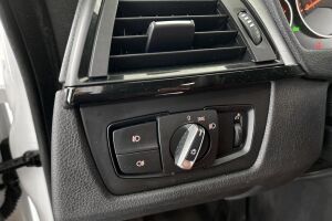 BMW 3-SARJA esikatselu 17