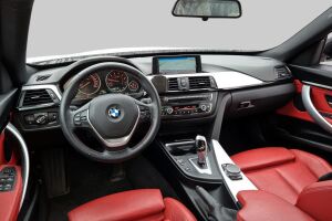 BMW 3-SARJA esikatselu 2