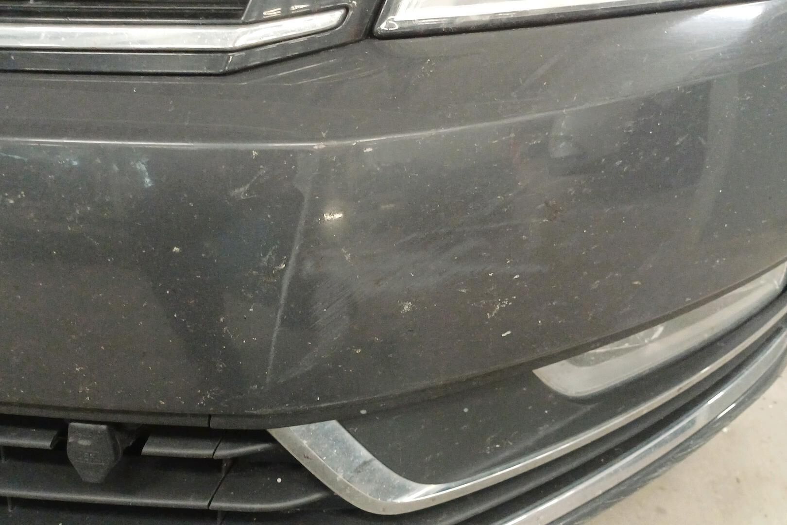 Volkswagen Passat iso kuva 22