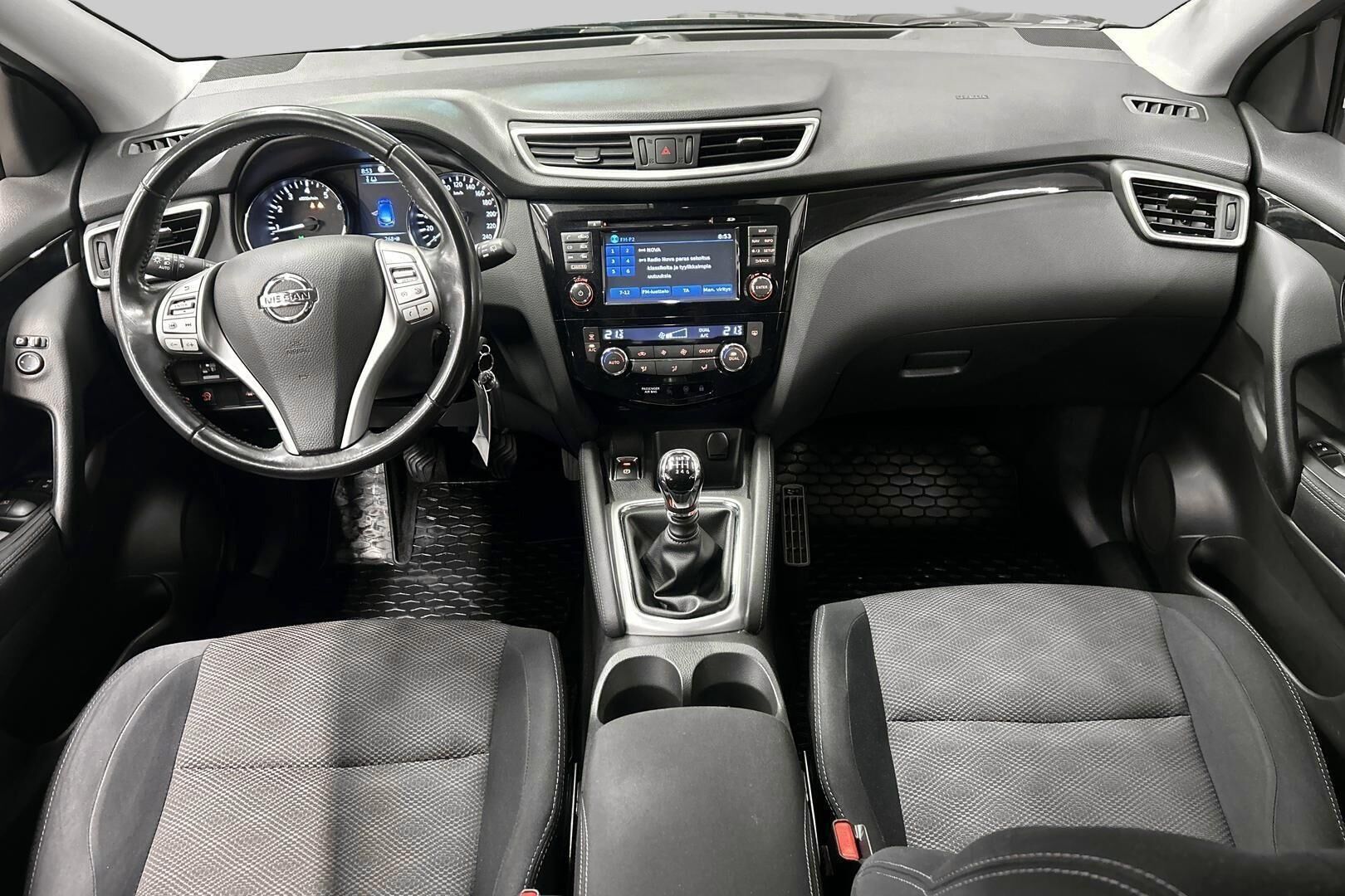 Nissan Qashqai iso kuva 11