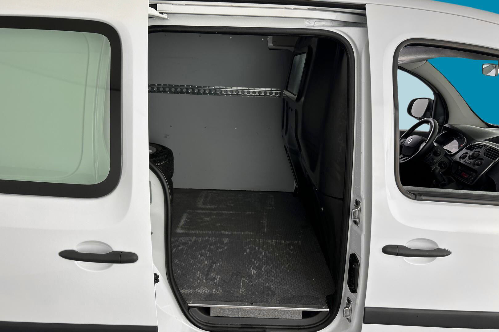 Renault Kangoo iso kuva 25
