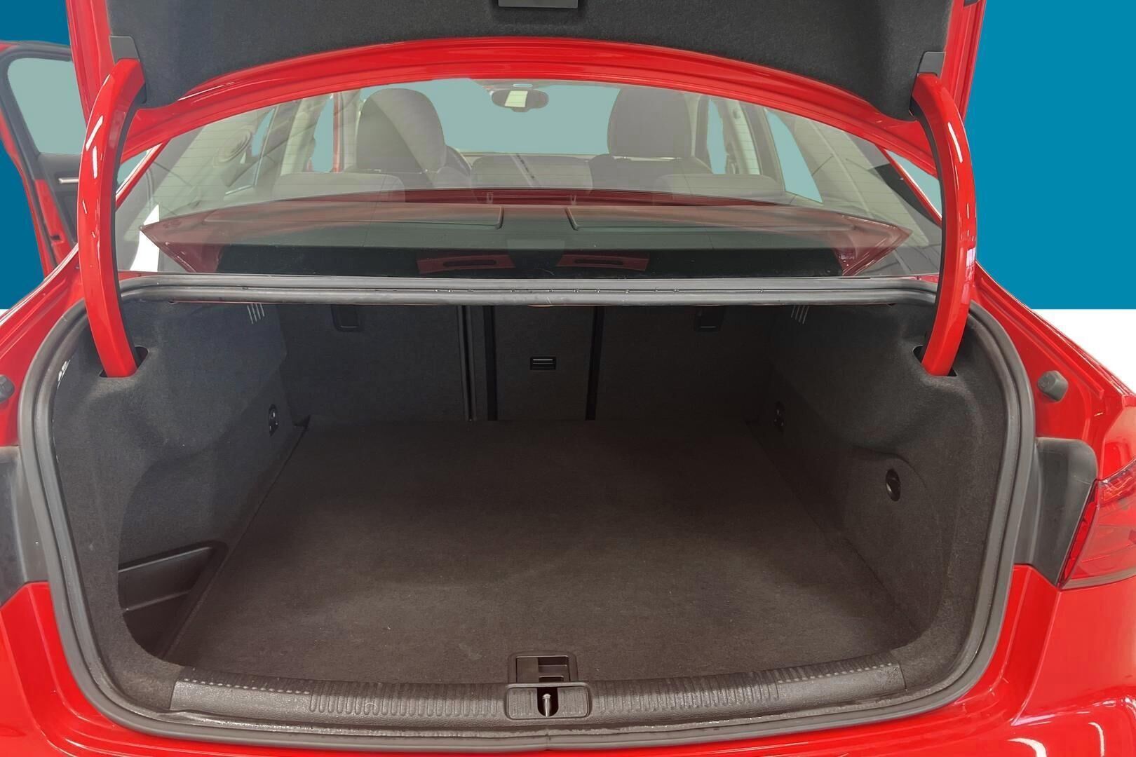 Audi A3 iso kuva 10