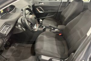 Peugeot 308 esikatselu 8