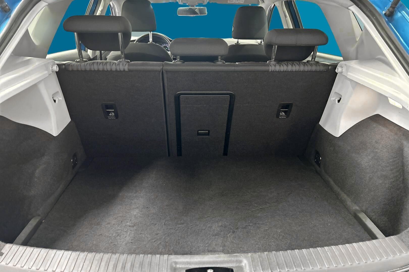Seat Leon iso kuva 11