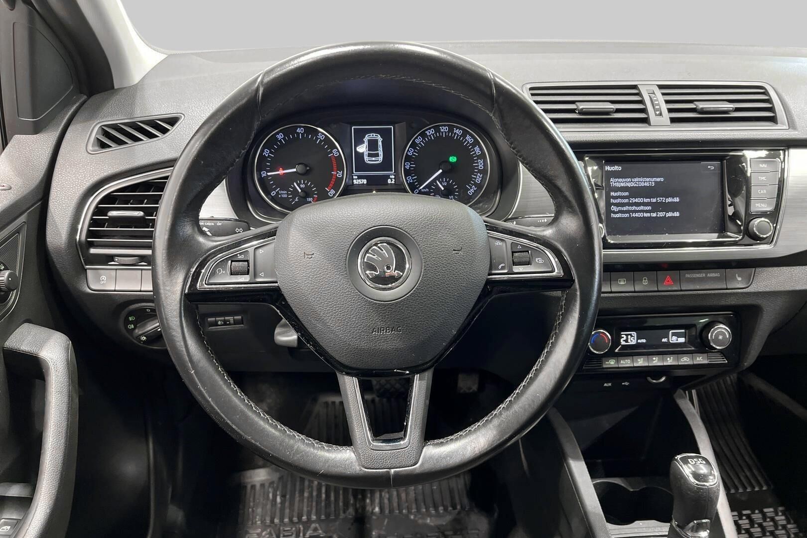 Skoda Fabia iso kuva 23