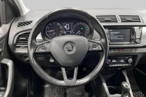 Skoda Fabia esikatselu 23