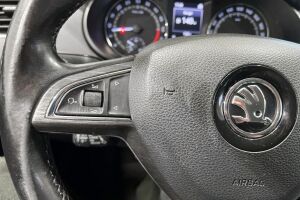 Skoda Octavia esikatselu 16