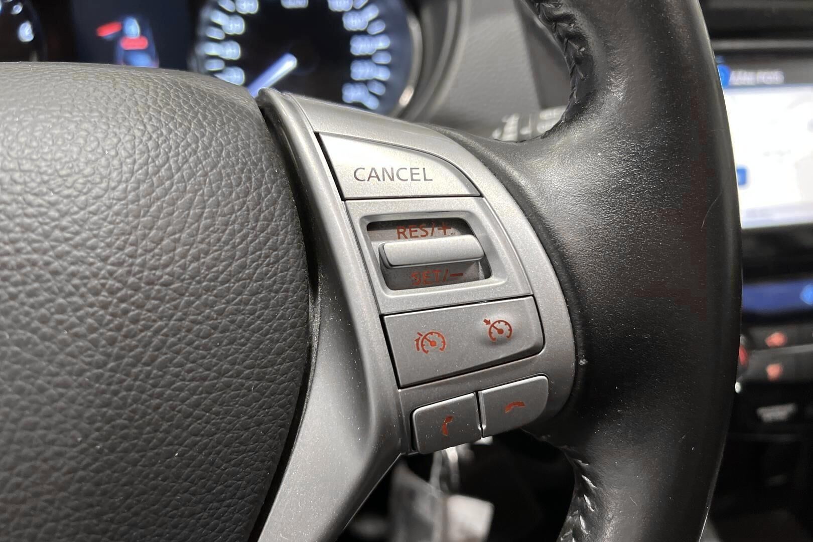 Nissan Qashqai iso kuva 15