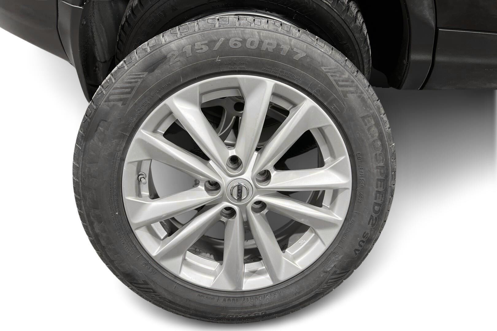 Nissan Qashqai iso kuva 19