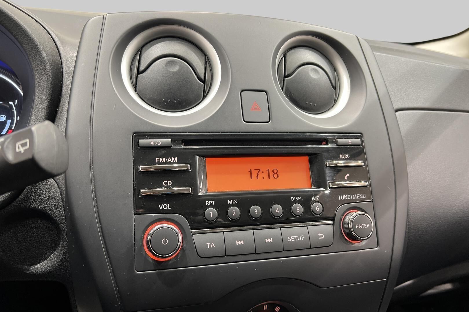 Nissan Note iso kuva 13