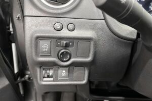 Nissan Note esikatselu 19