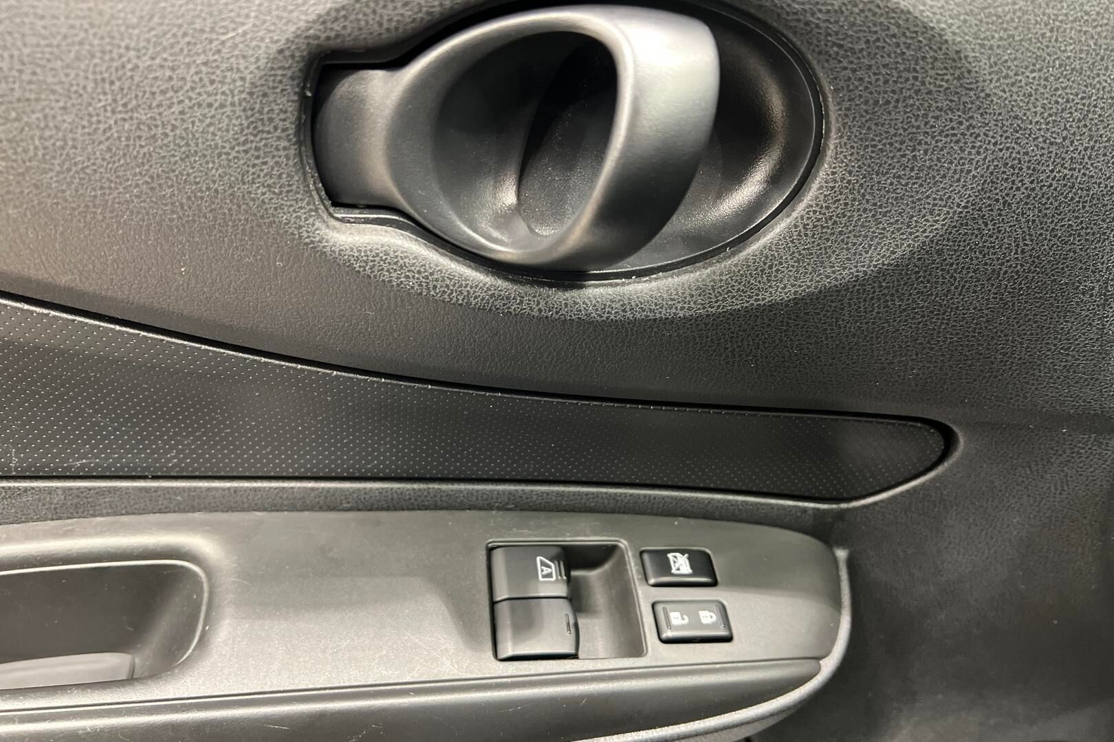 Nissan Note iso kuva 20