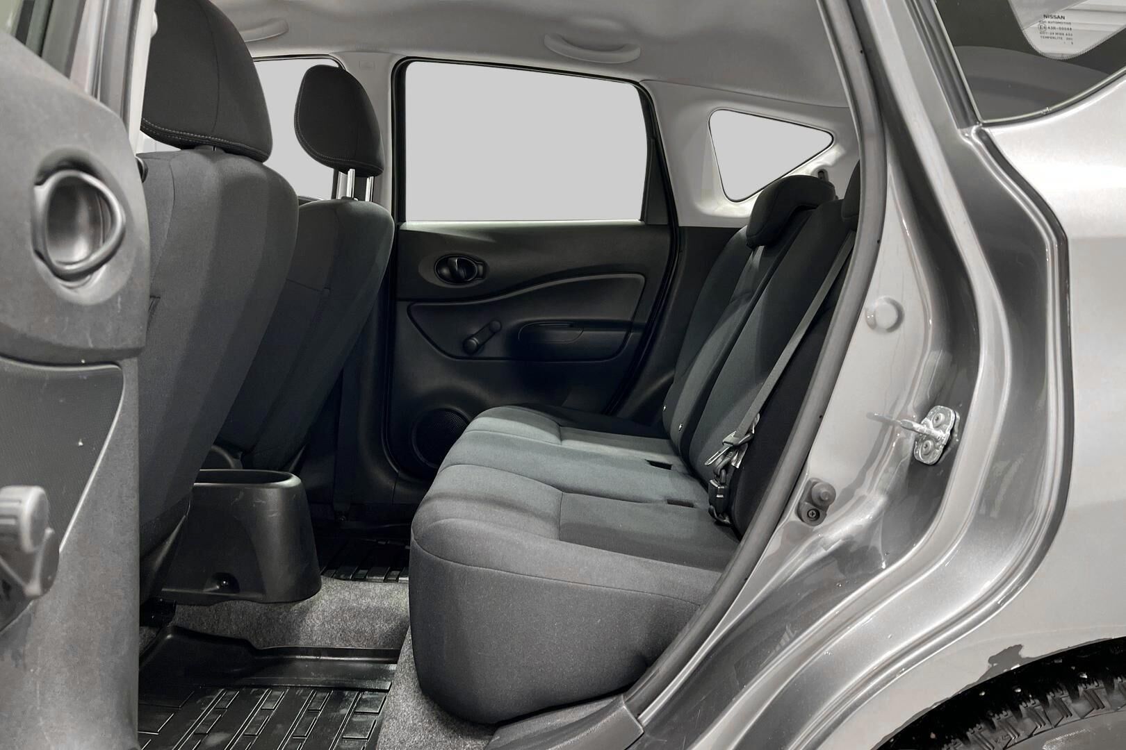 Nissan Note iso kuva 9