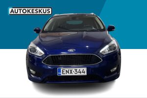 Ford Focus esikatselu 2
