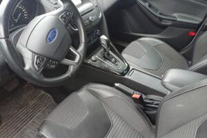 Ford Focus esikatselu 2
