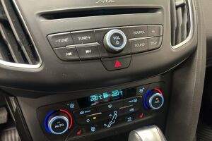 Ford Focus esikatselu 17