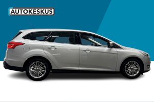 Ford Focus esikatselu 3
