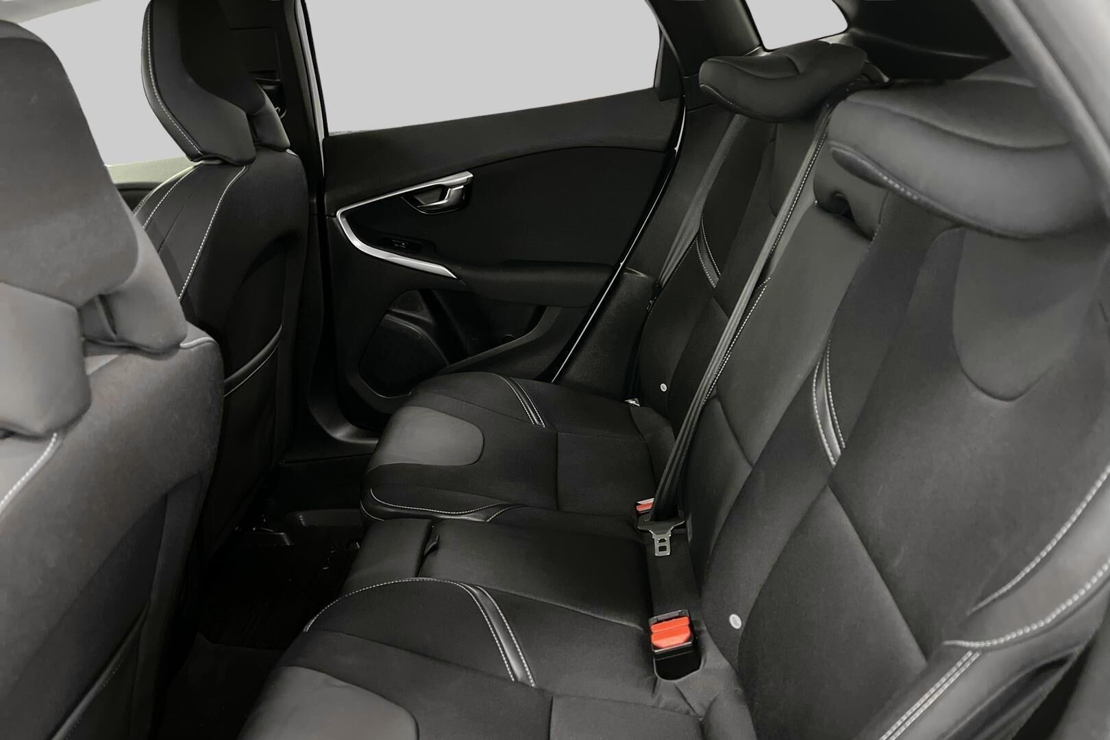 Volvo V40 iso kuva 22