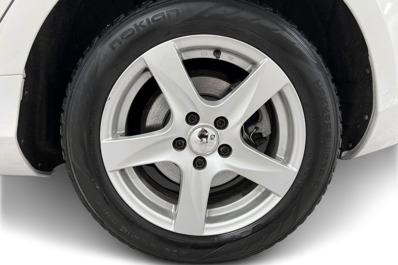 Volvo V40 iso kuva 11