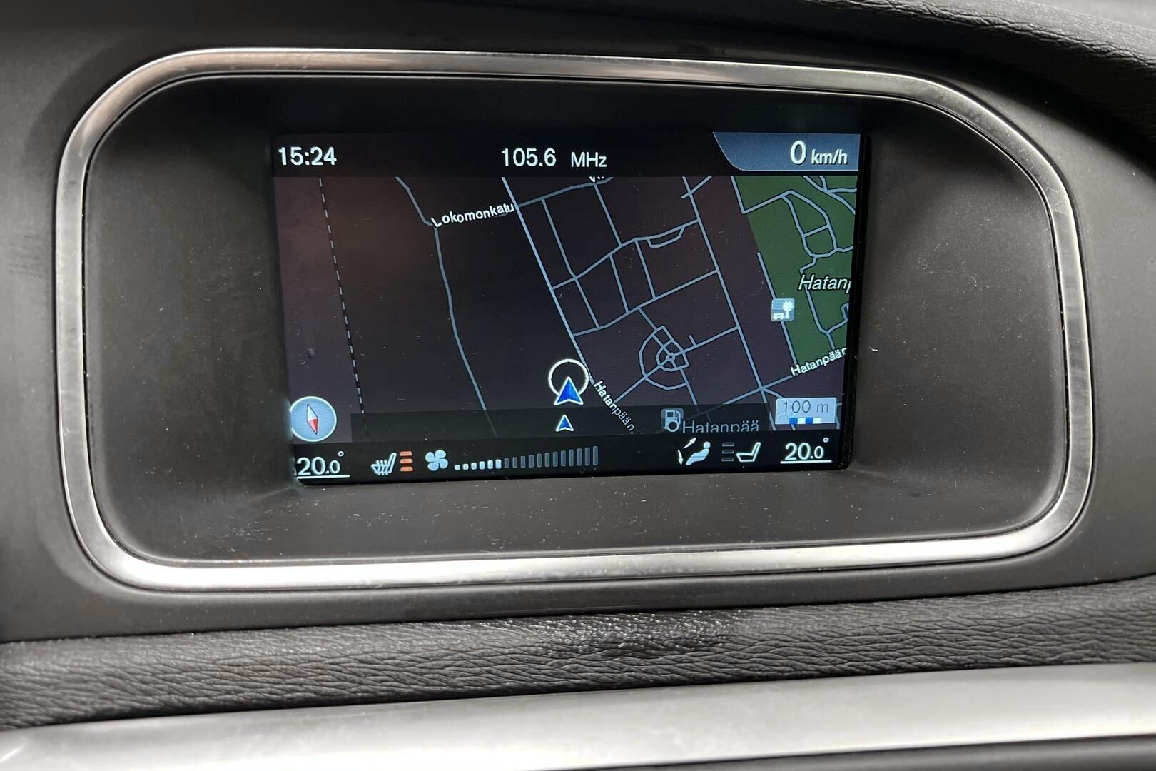 Volvo V40 iso kuva 13