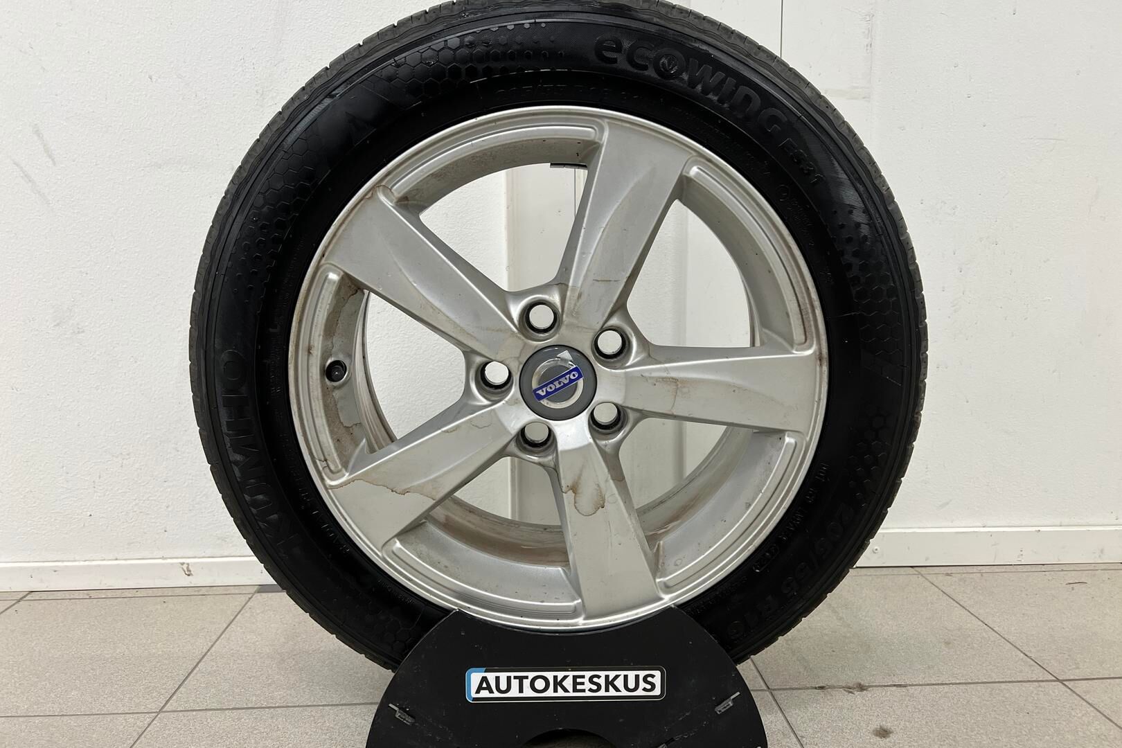 Volvo V40 iso kuva 19