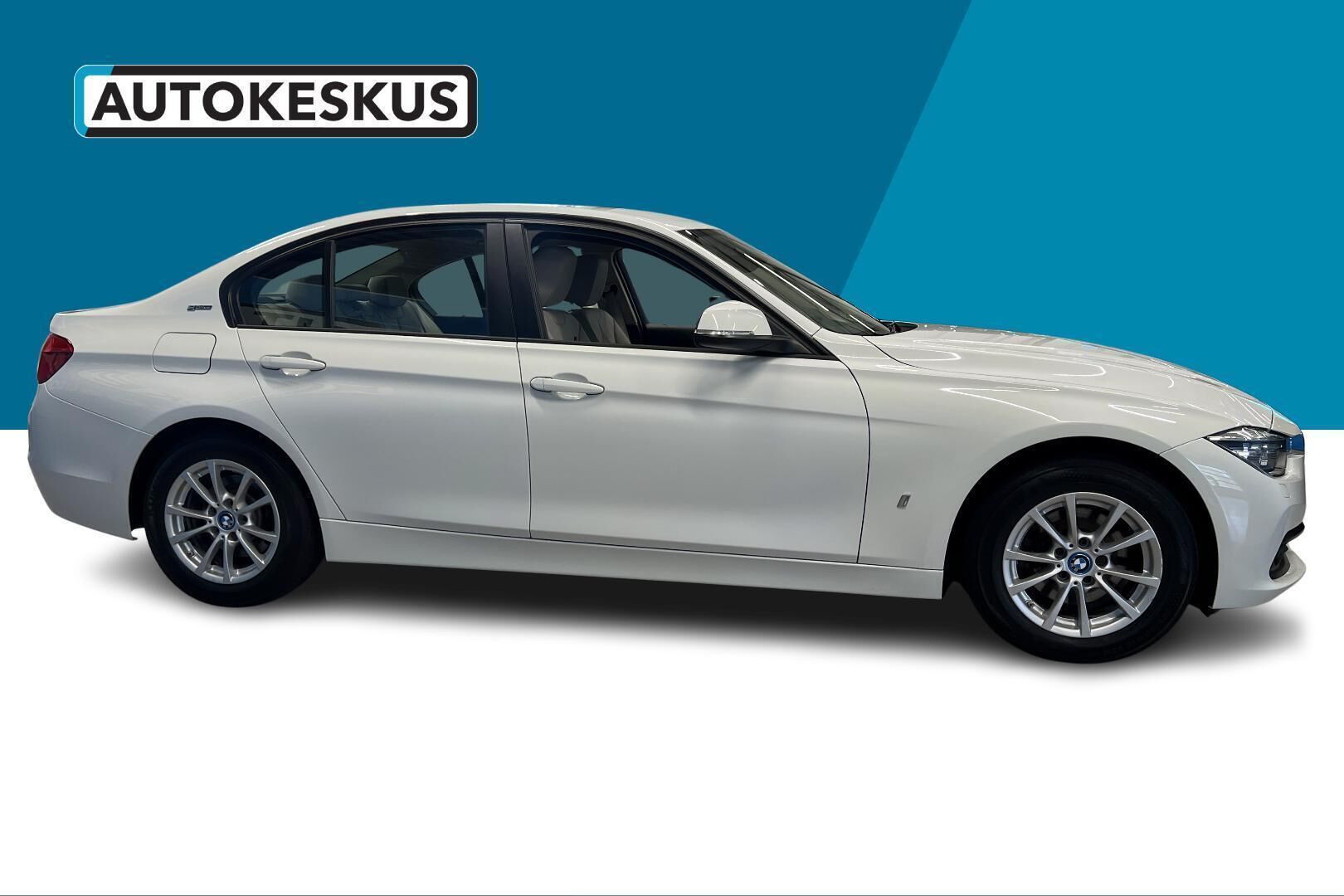 BMW 330 2017, kuva 5/26