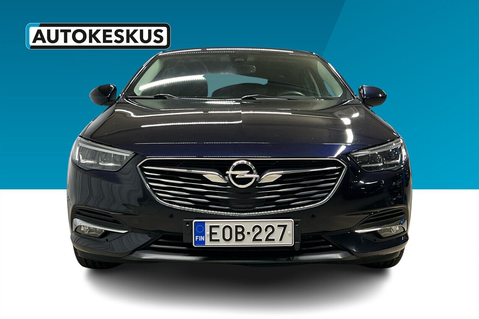 Opel Insignia iso kuva 3