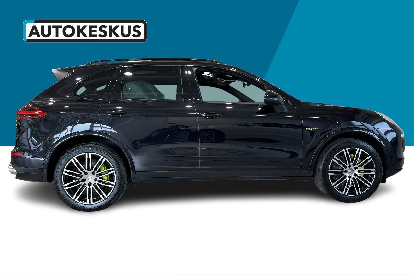 Porsche Cayenne iso kuva 2