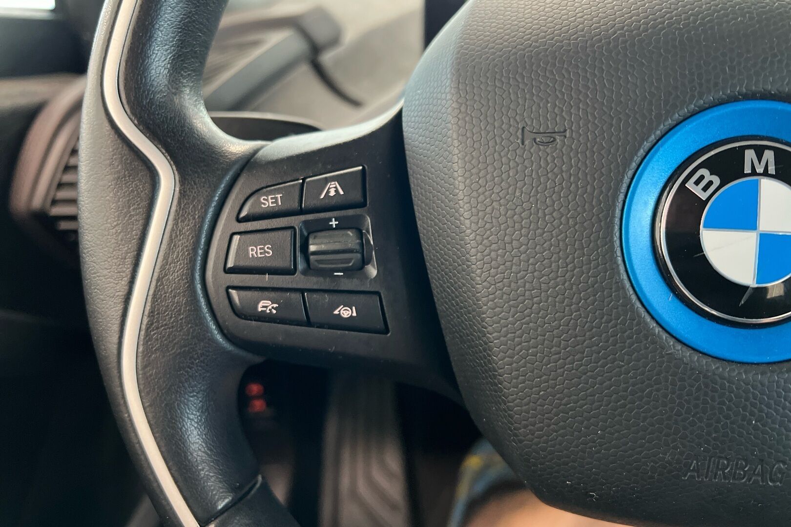 BMW i3 iso kuva 16
