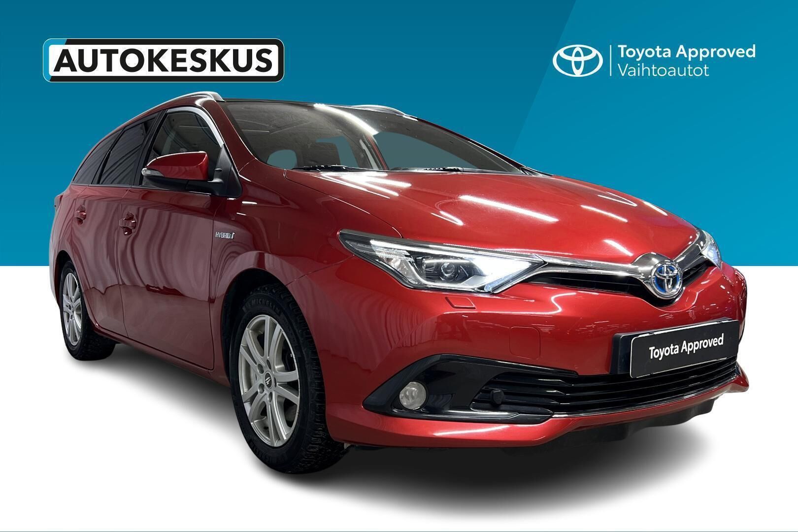 Toyota Auris iso kuva 2