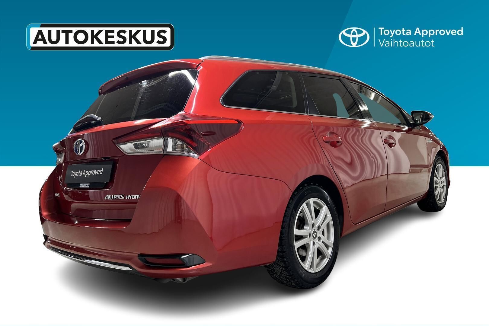 Toyota Auris iso kuva 4