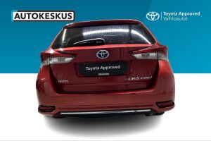 Toyota Auris esikatselu 5