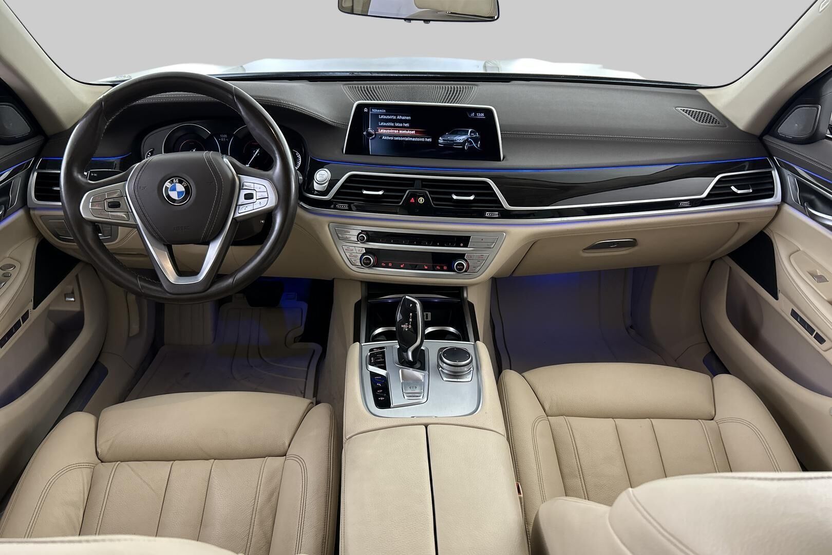BMW 7-SARJA iso kuva 11