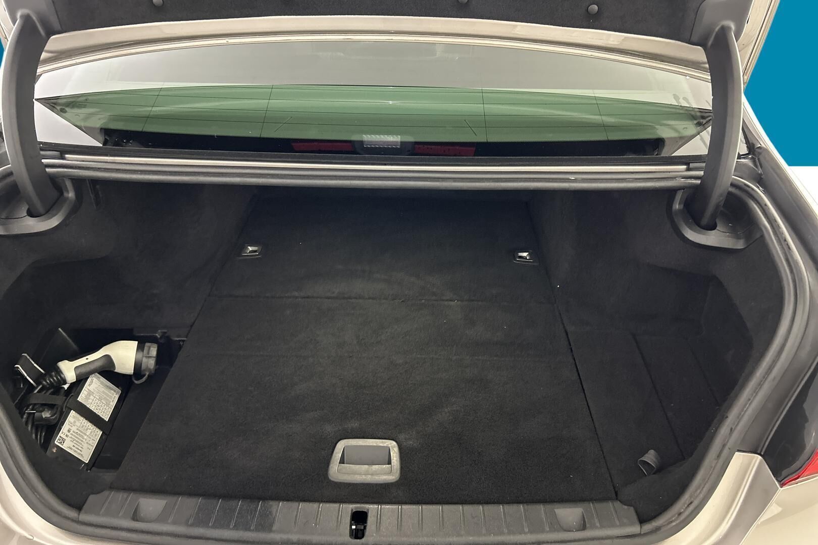 BMW 7-SARJA iso kuva 12