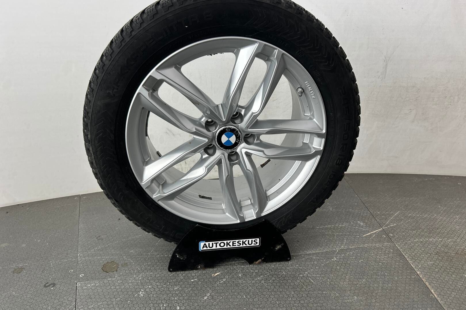 BMW 7-SARJA iso kuva 33